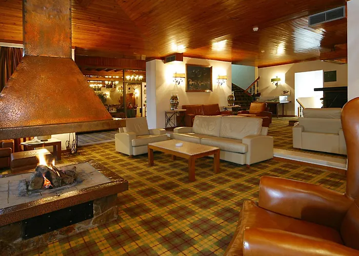 Отель Azul Eco Феррейра-ду-Зезери