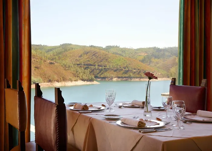 Отель Azul Eco Феррейра-ду-Зезери