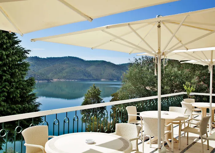 Azul Eco Отель Феррейра-ду-Зезери