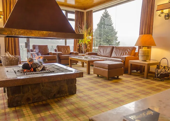 Отель Azul Eco Феррейра-ду-Зезери